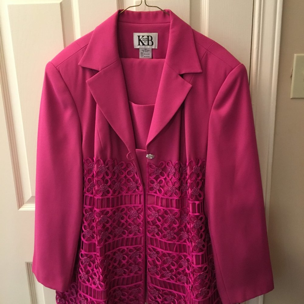 Beautiful Plus Size Fuscia Skirt Suit - 22-24W